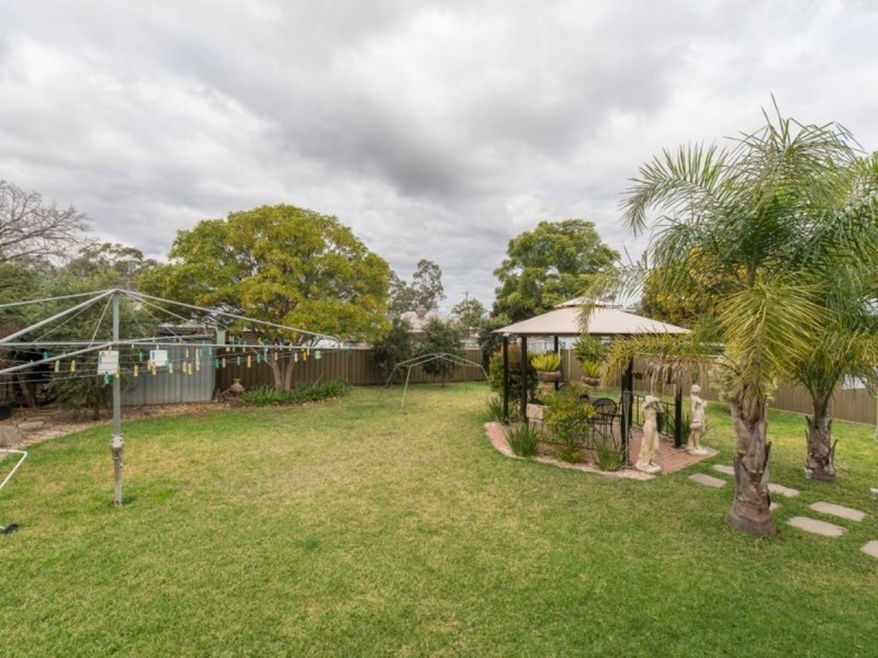 10 Diane Street, Tamworth NSW 2340