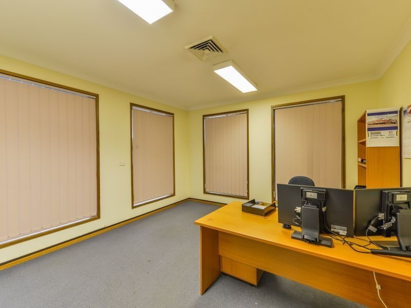 7 Lockheed Street, Tamworth NSW 2340