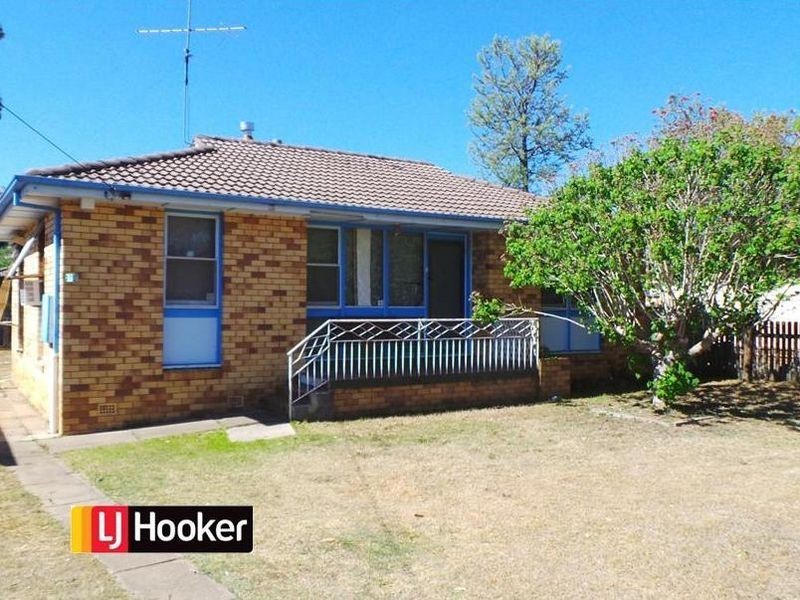 27 Bourne Street, Tamworth NSW 2340