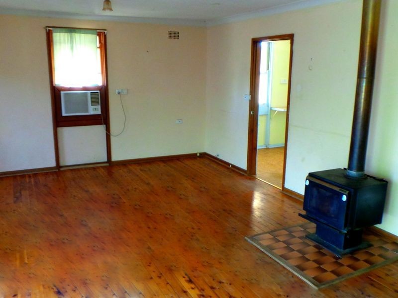 27 Bourne Street, Tamworth NSW 2340