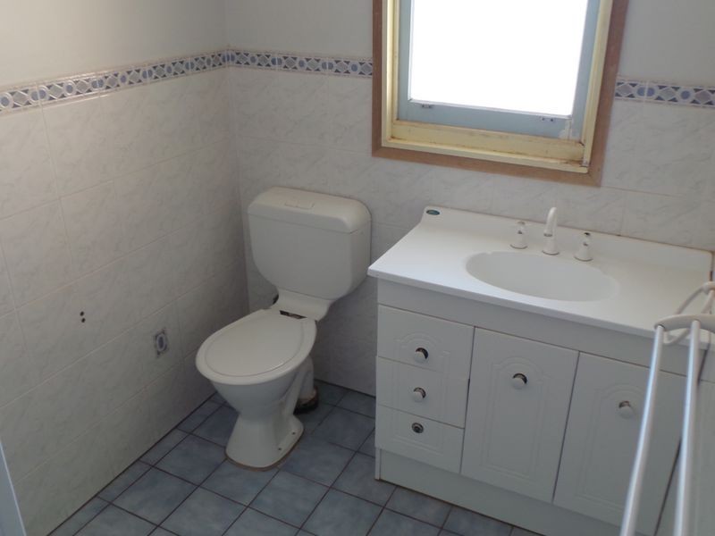 27 Bourne Street, Tamworth NSW 2340