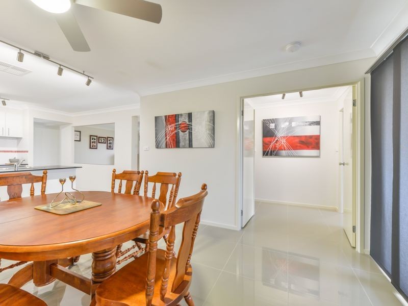 15 Landsborough Close, Westdale NSW 2340