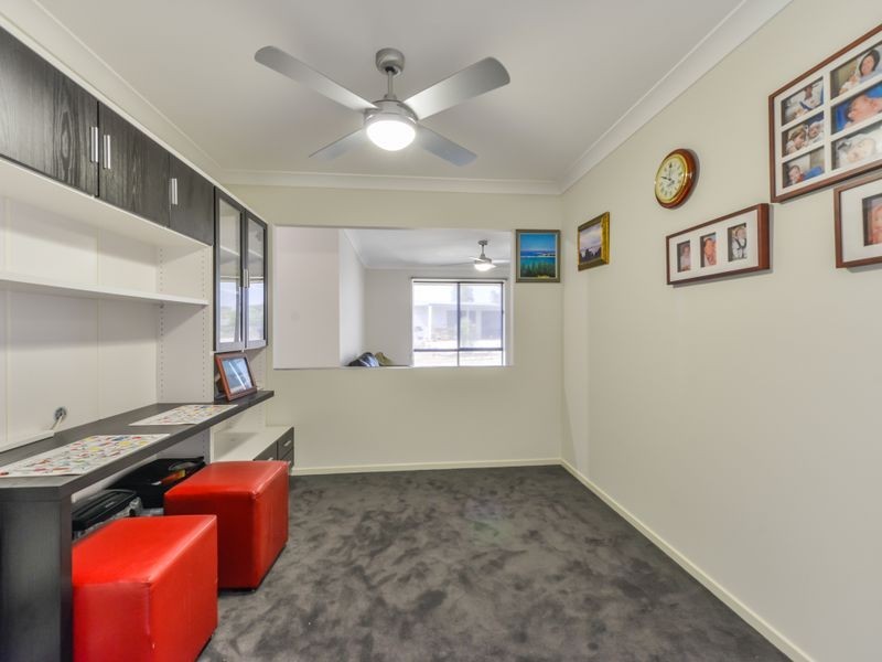 15 Landsborough Close, Westdale NSW 2340