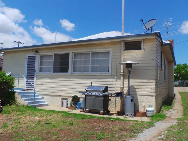 3 Thomas Street, Tamworth NSW 2340