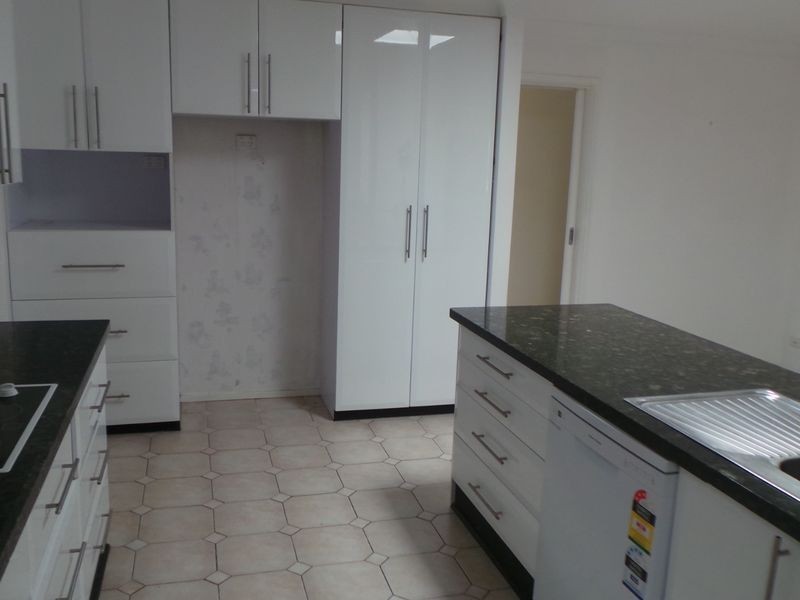 5 Coolabah Close, Tamworth NSW 2340