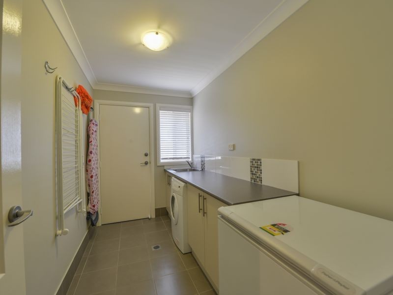 36 Wagonia Drive, Kootingal NSW 2352