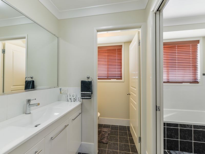 3 Bowman Drive, Westdale NSW 2340