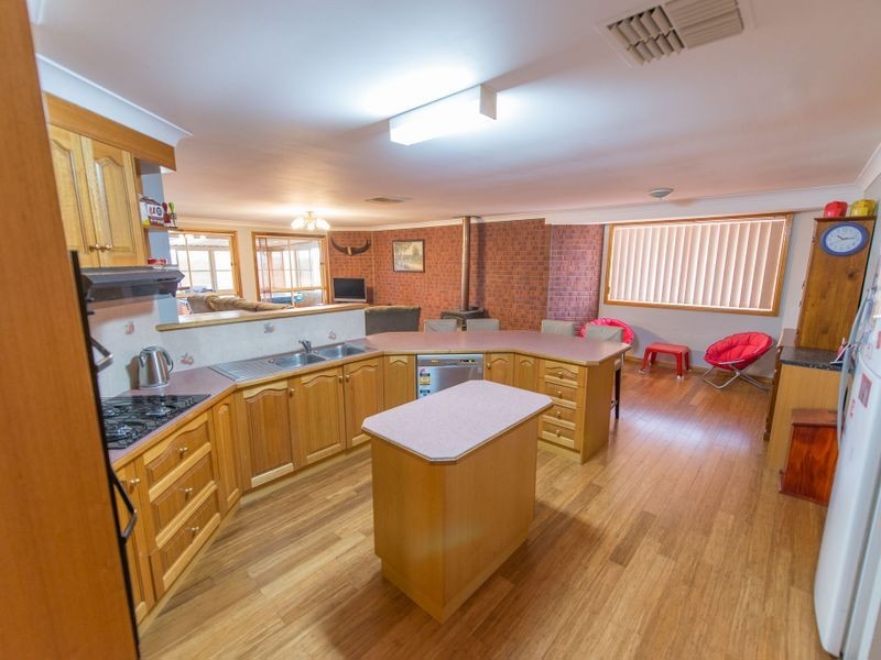 49 Meadow Banks Drive, Hallsville NSW 2340