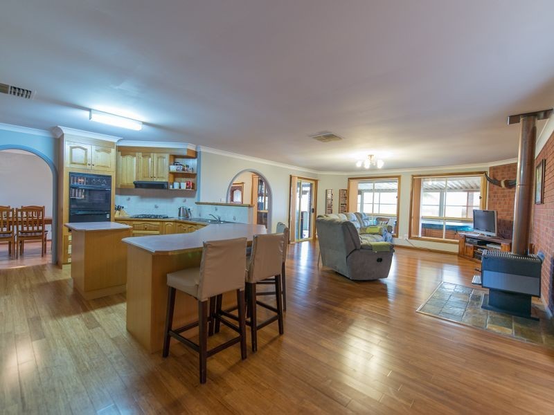 49 Meadow Banks Drive, Hallsville NSW 2340