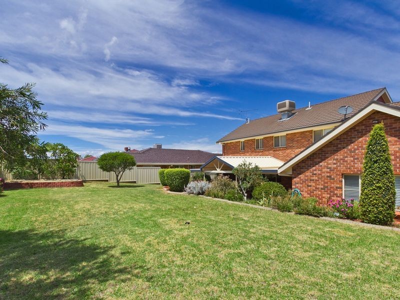 16A Bandalong Street, Tamworth NSW 2340