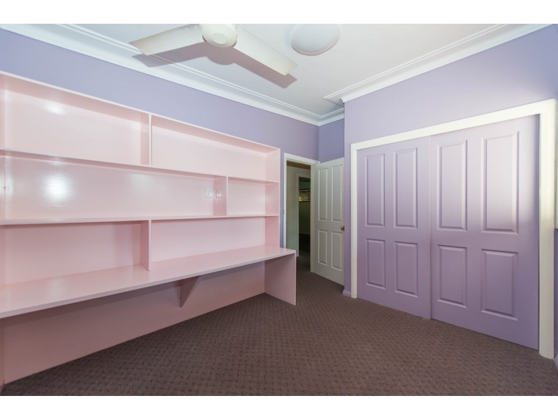 10 Yarral Avenue, Tamworth NSW 2340