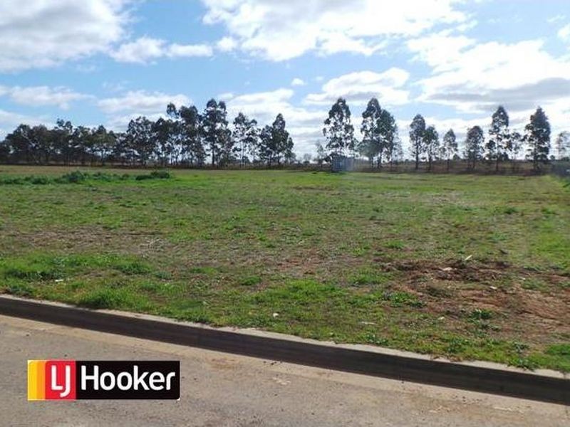 69 Armstrong Street, Tamworth NSW 2340