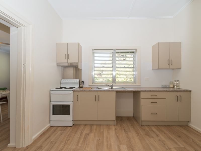 123 Upper Street, Tamworth NSW 2340