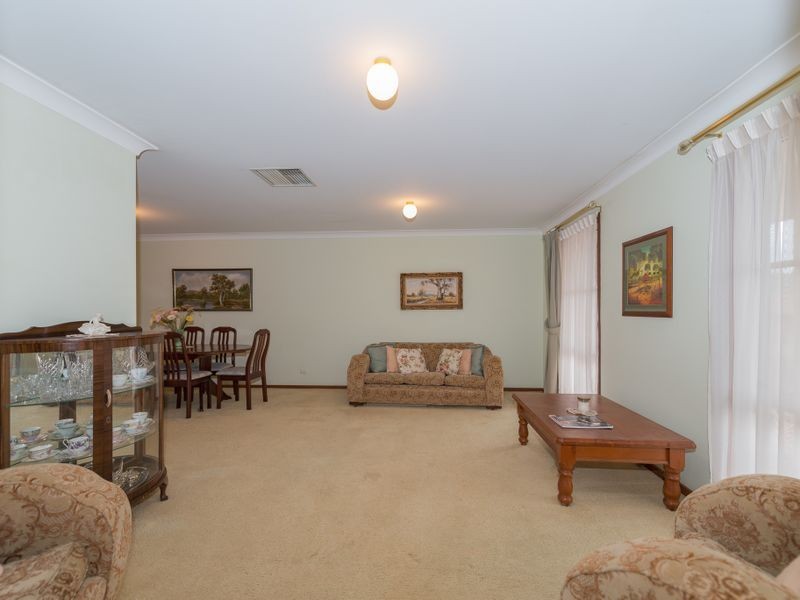 4 Baringa Place, Tamworth NSW 2340