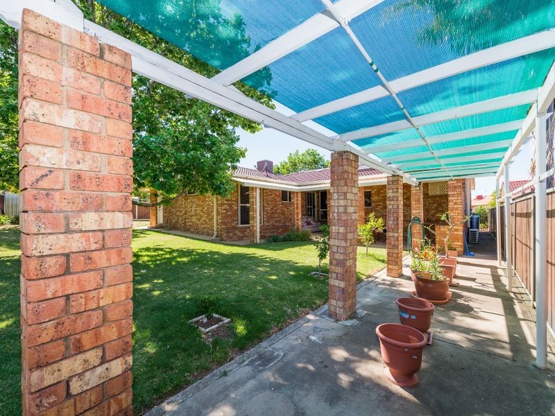 9 Narine Close, Tamworth NSW 2340