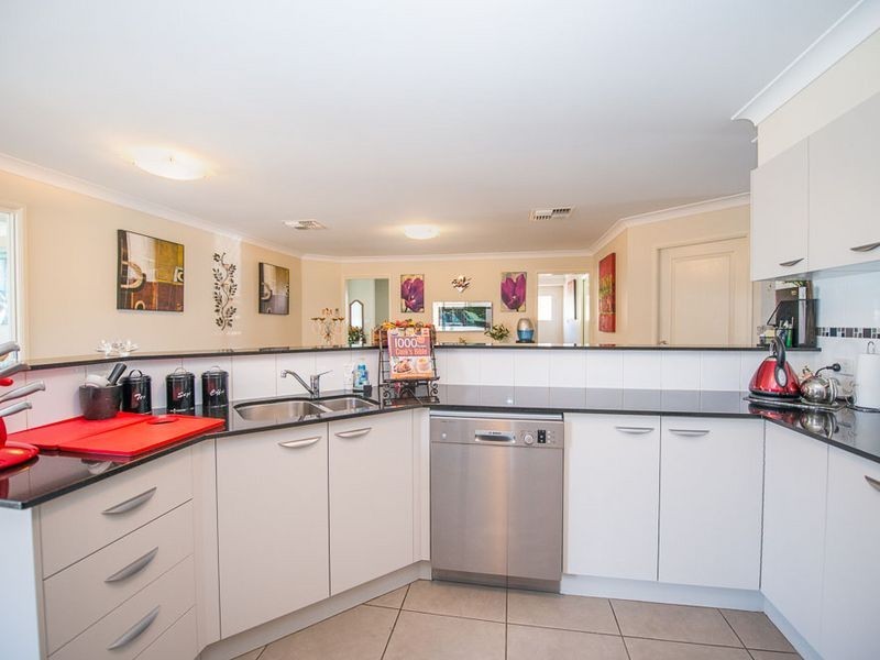 15 Lindsay Road, Westdale NSW 2340