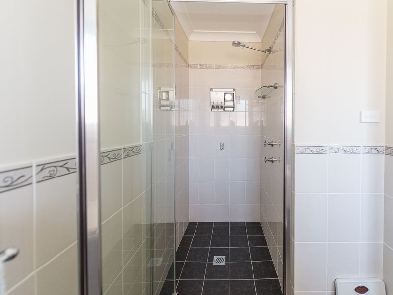 15 Lindsay Road, Westdale NSW 2340