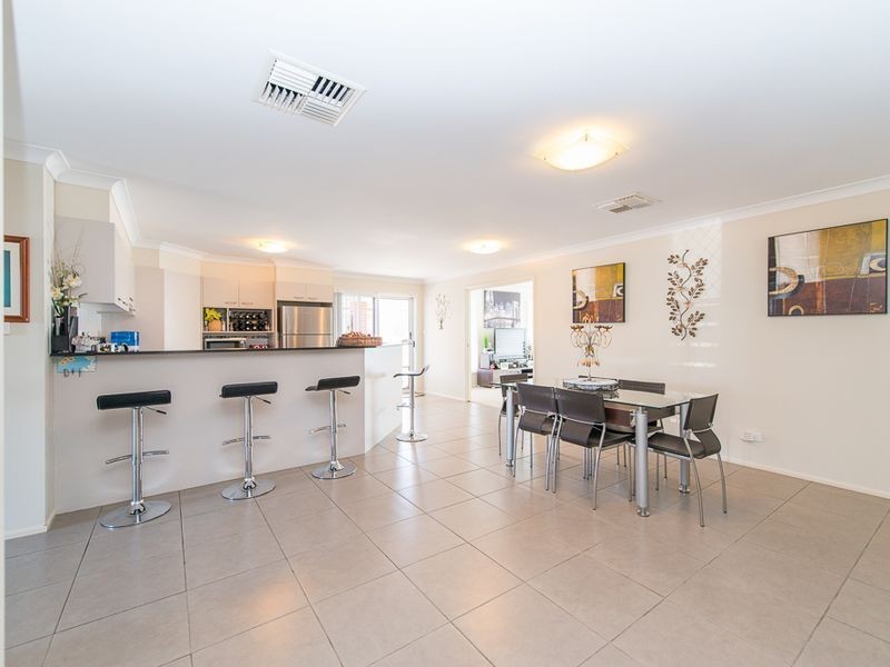 15 Lindsay Road, Westdale NSW 2340