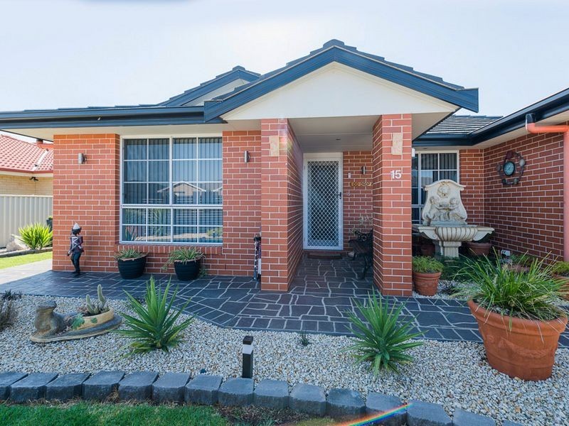 15 Lindsay Road, Westdale NSW 2340