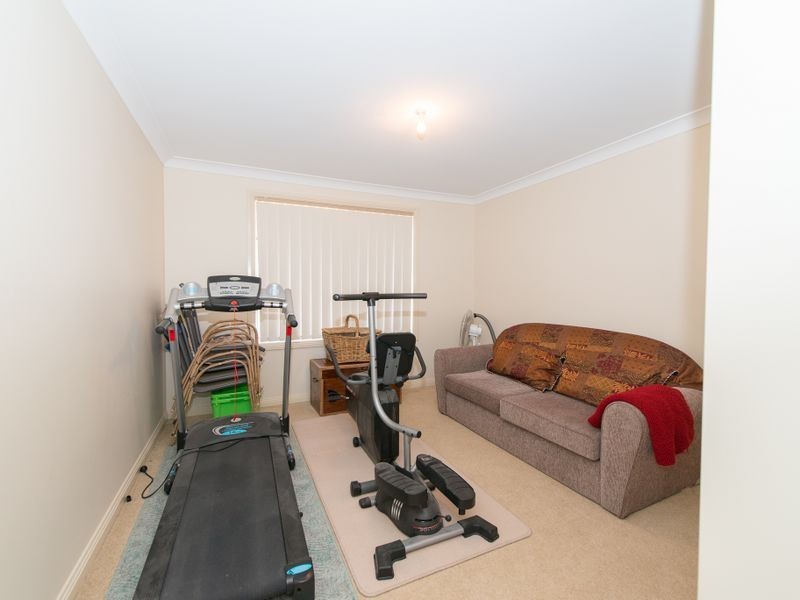 2 Warrabah Close, Tamworth NSW 2340