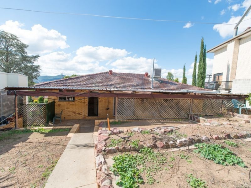 70 Croydon Avenue, Tamworth NSW 2340