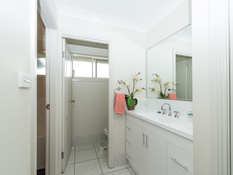 5 Bowman Drive, Westdale NSW 2340