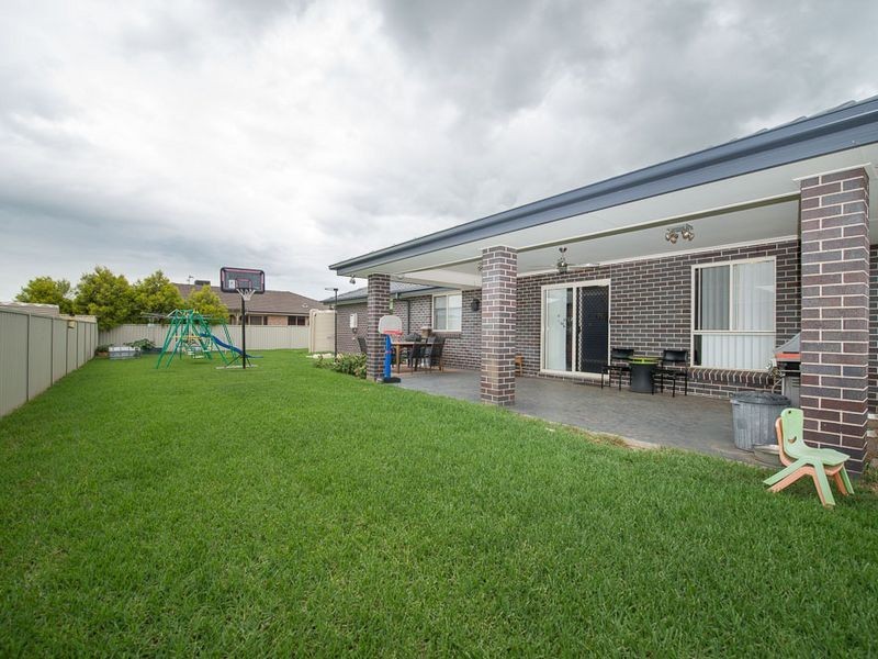 5 Bowman Drive, Westdale NSW 2340
