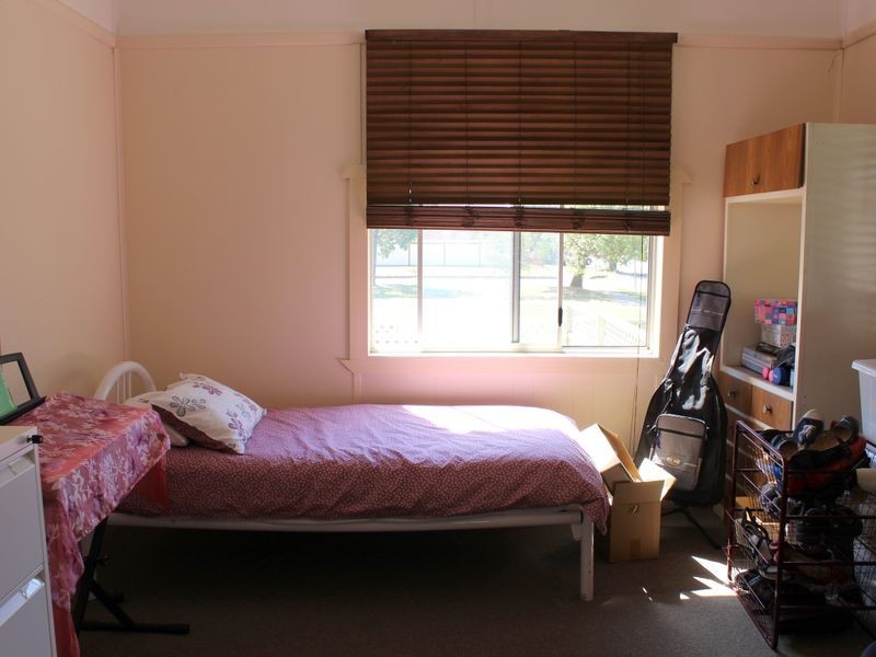 99 Crown Street, Tamworth NSW 2340