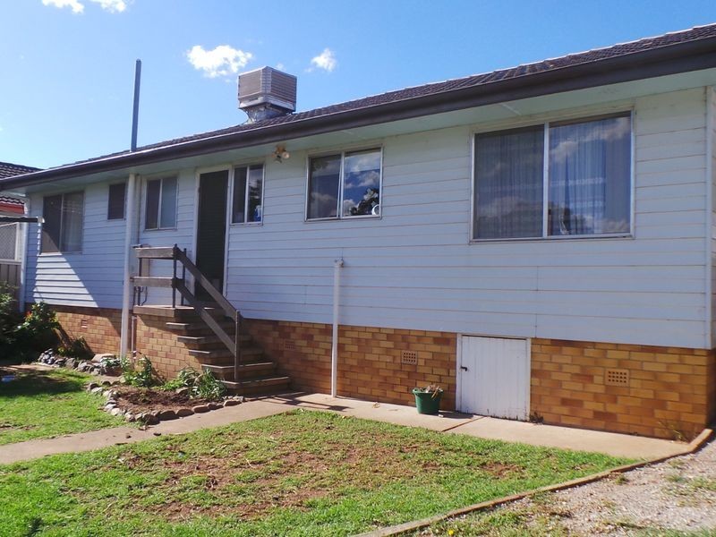 9 Gladys Street, Tamworth NSW 2340