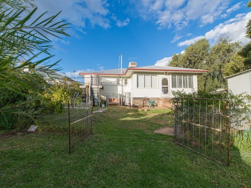 2 Patrick Street, Tamworth NSW 2340