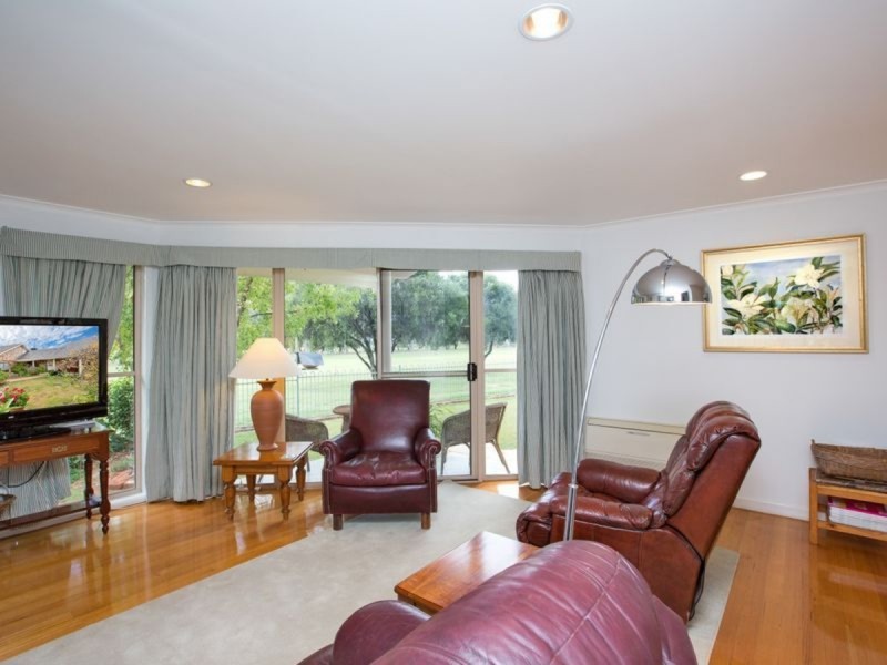 4 Cobb & Co Circuit, Tamworth NSW 2340