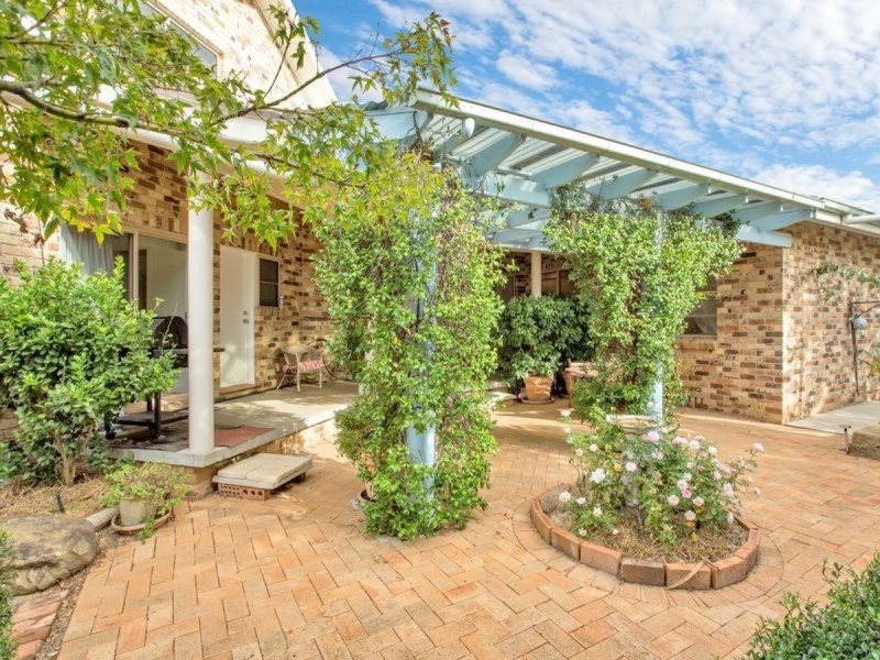 4 Cobb & Co Circuit, Tamworth NSW 2340