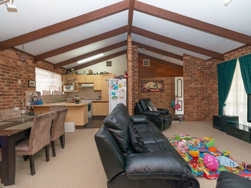 15 Brolga Way, Oxley Vale NSW 2340