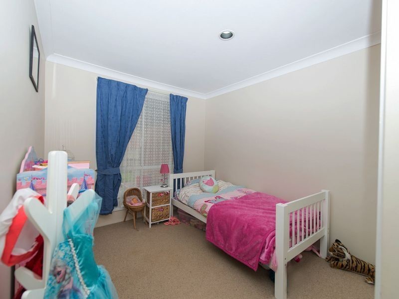 15 Brolga Way, Oxley Vale NSW 2340