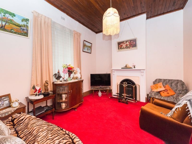 130 Carthage Street, Tamworth NSW 2340