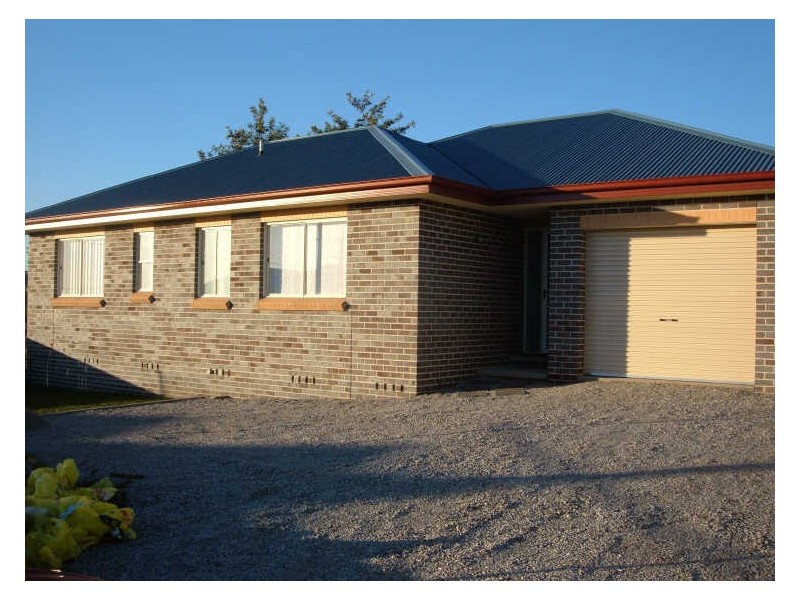 52a Denison Street, Tamworth NSW 2340