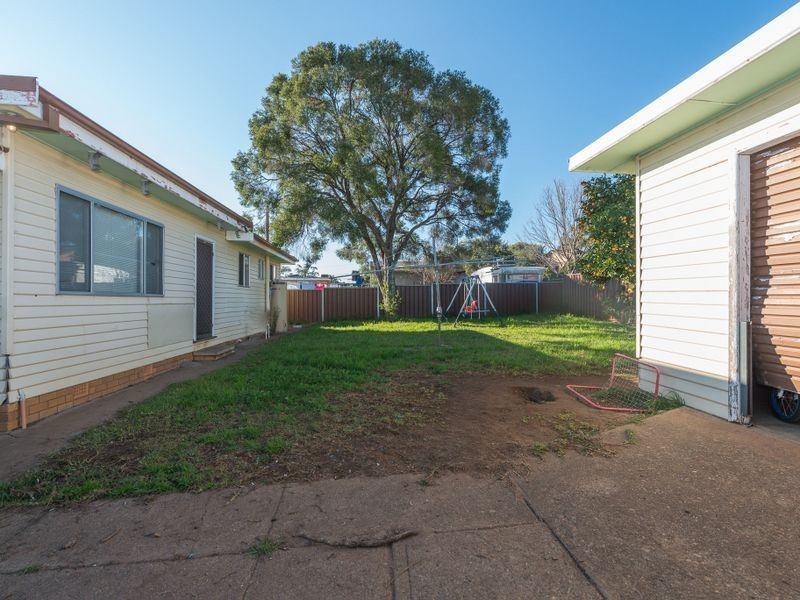 36 Mack Street, Tamworth NSW 2340