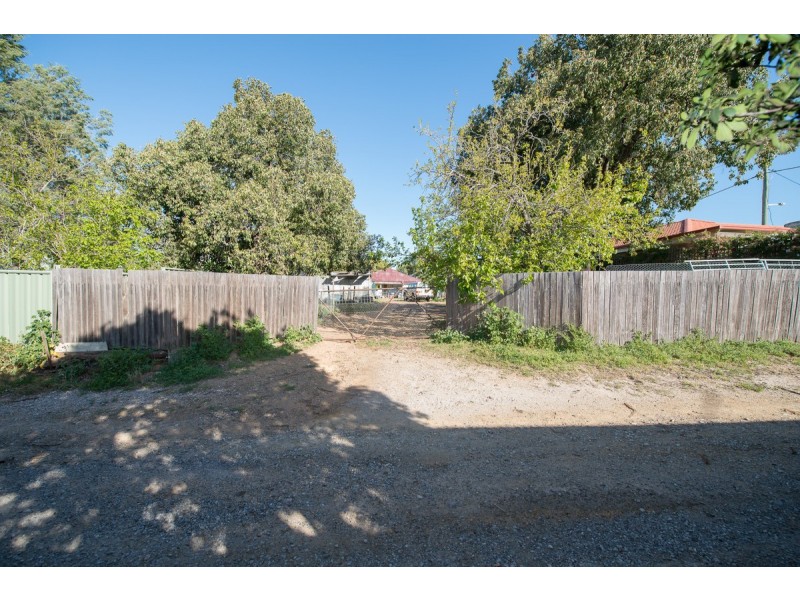 77 Mathews Street, Tamworth NSW 2340