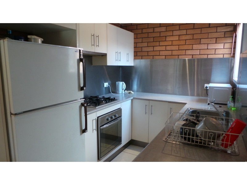 2/95 Piper Street, Tamworth NSW 2340