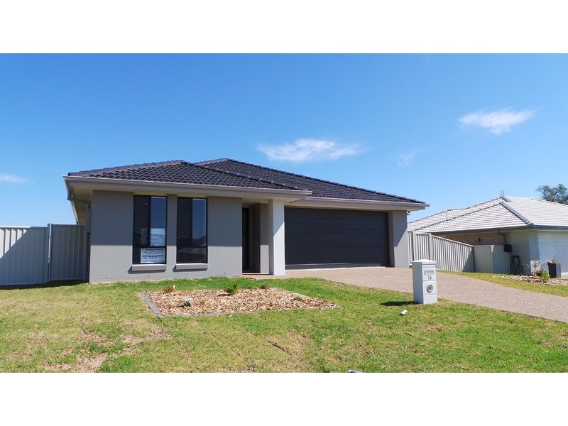 16 Drakeford Street, Tamworth NSW 2340