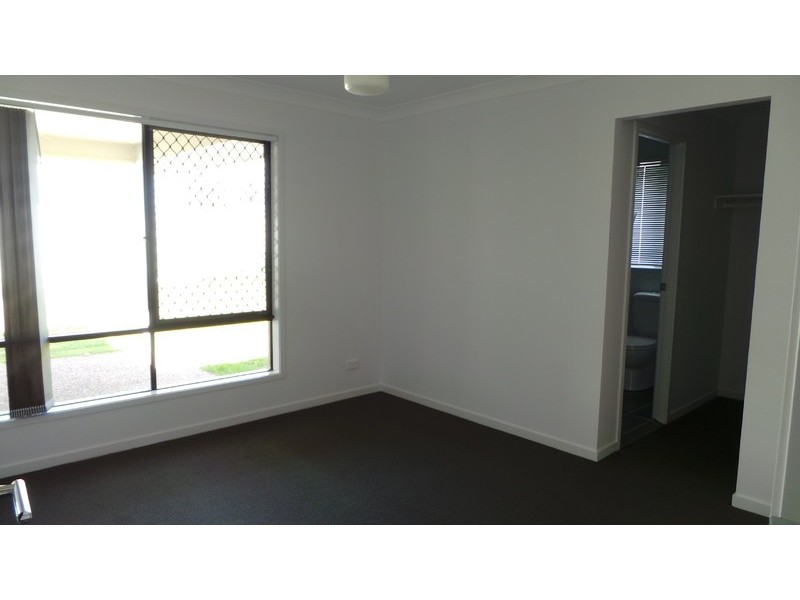 16 Drakeford Street, Tamworth NSW 2340