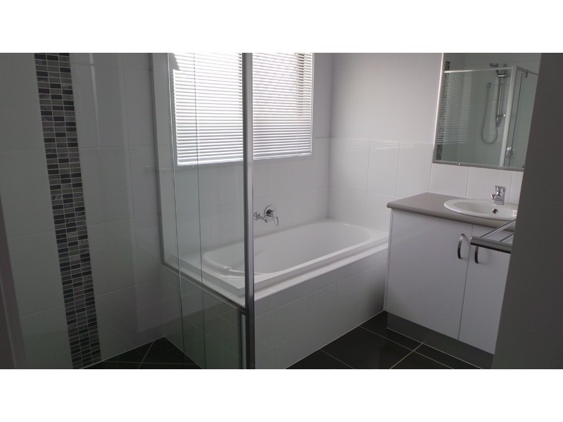 16 Drakeford Street, Tamworth NSW 2340