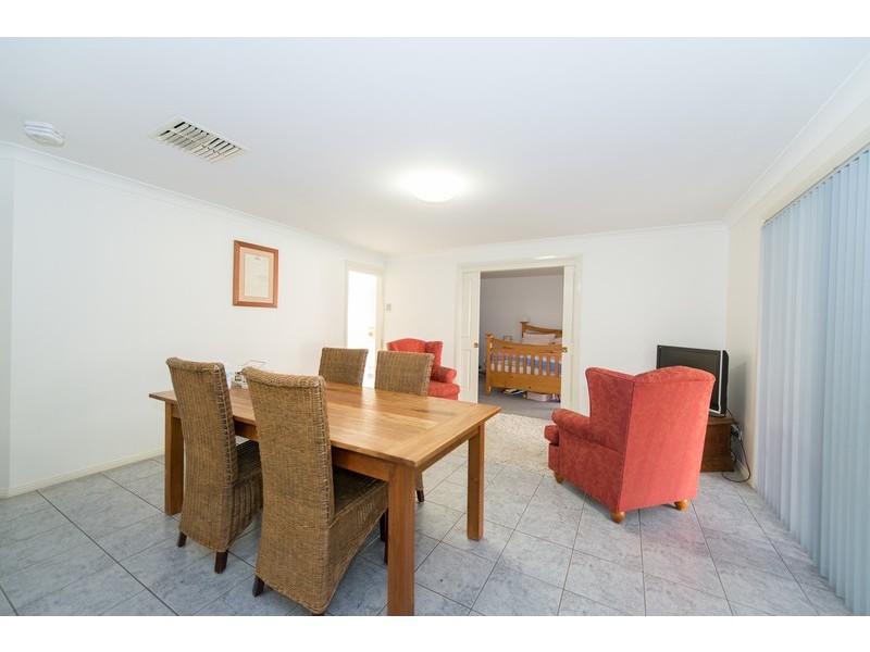 13 Wahroonga Drive, Hillvue NSW 2340