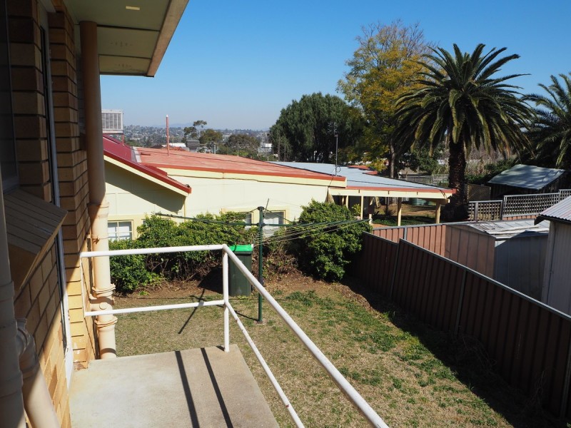 4/167 Carthage Street, Tamworth NSW 2340