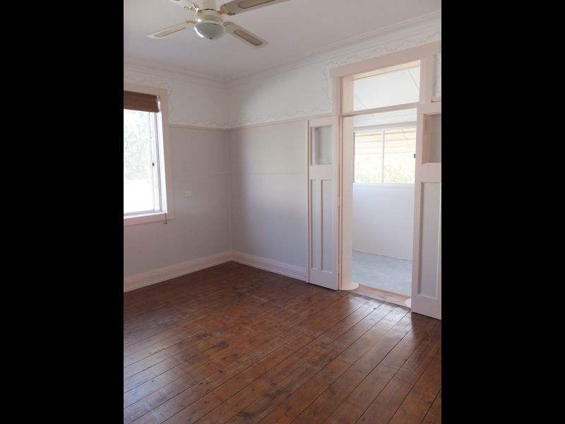 52 Denison Street, Tamworth NSW 2340