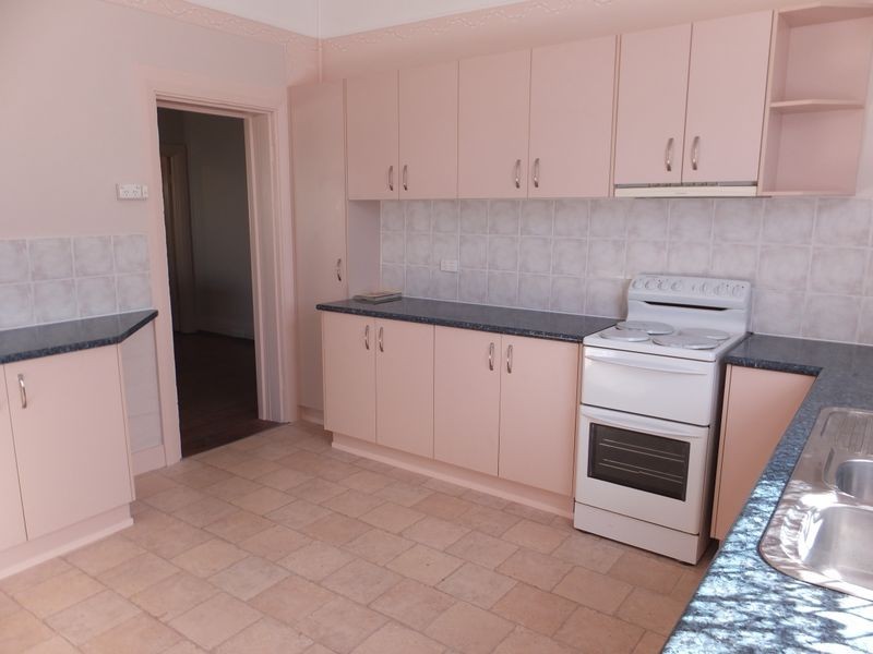 52 Denison Street, Tamworth NSW 2340