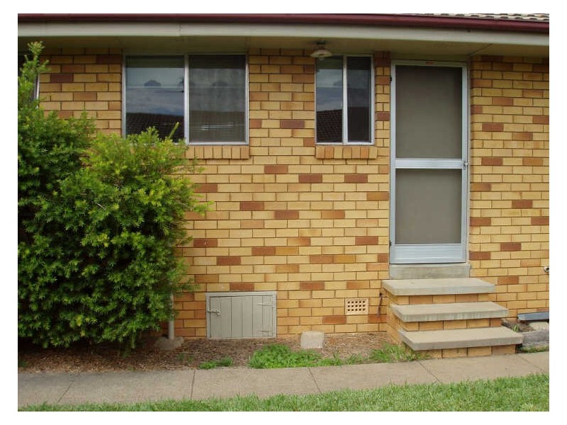 2/322 Goonoo Goonoo Road, Tamworth NSW 2340