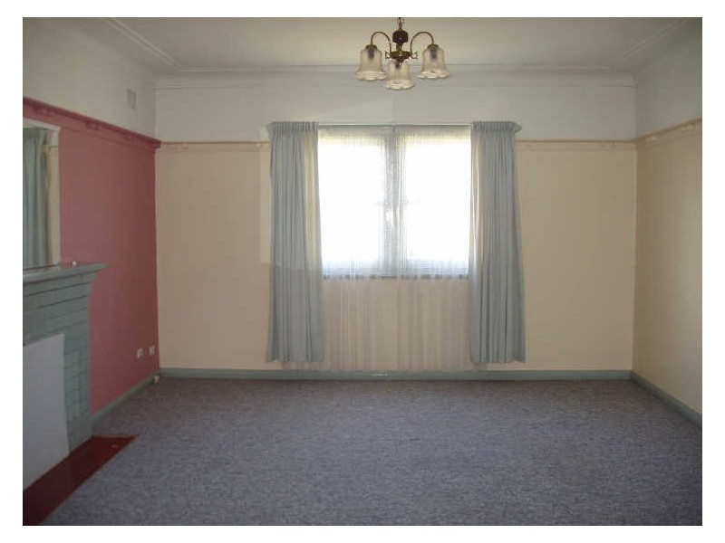 2 Cambridge Street, Tamworth NSW 2340
