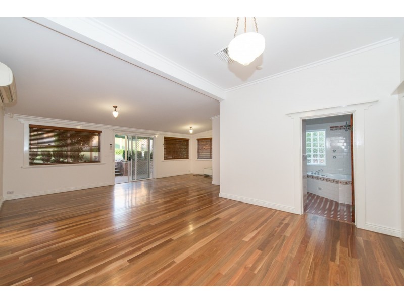 188 Carthage Street, East Tamworth NSW 2340