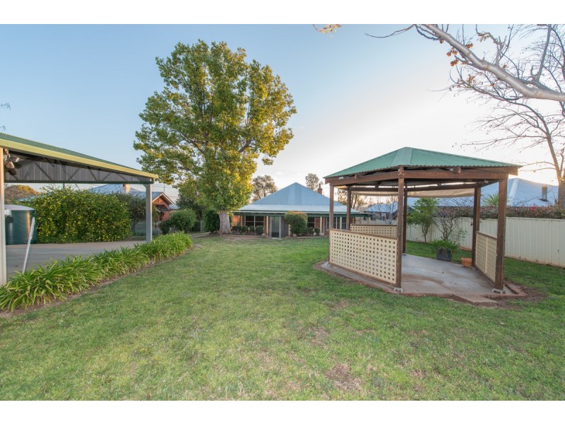 188 Carthage Street, East Tamworth NSW 2340